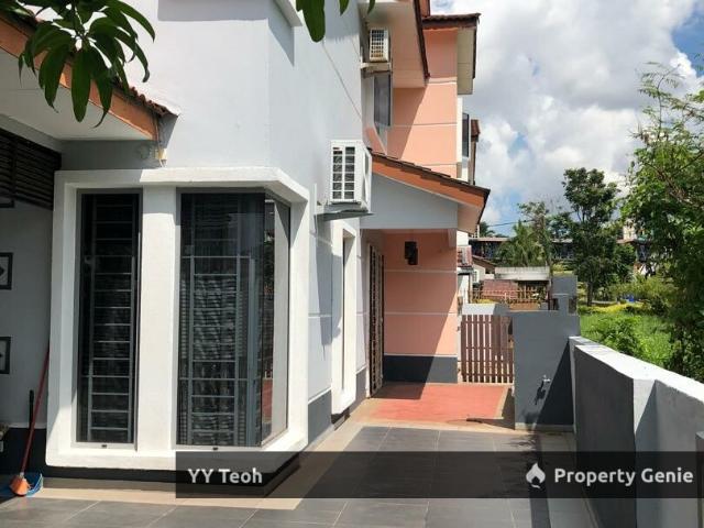 Residential House for sale in Malaka