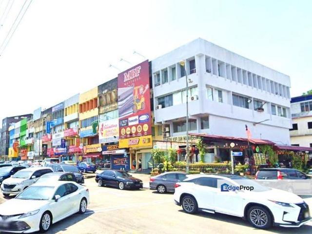 Shop for sale in Cheras