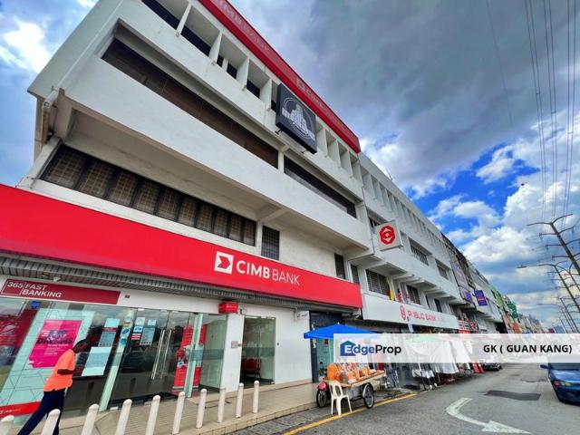 Shop for rent in Country Heights Damansara, Kuala Lumpur