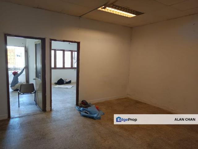 Shop for rent in Cheras