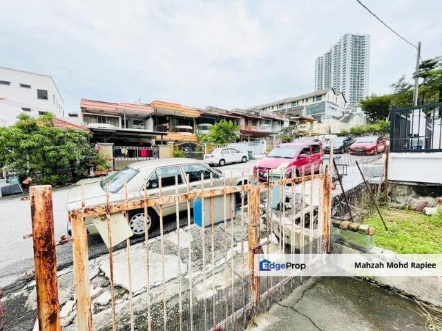 House for sale in Country Heights Damansara, Kuala Lumpur