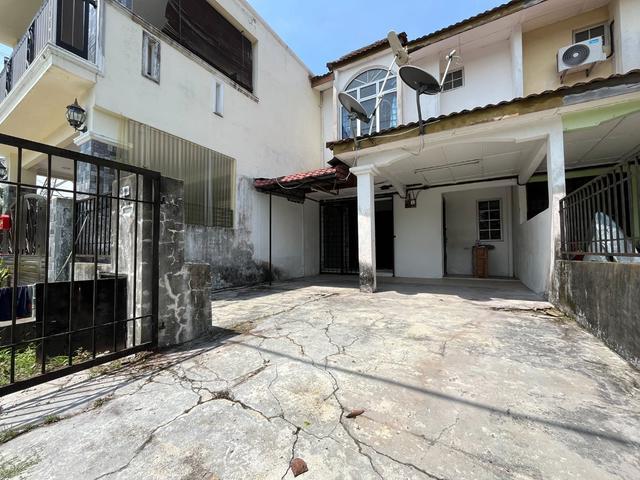 Terraced House for sale in Tanjong Sepat, Selangor