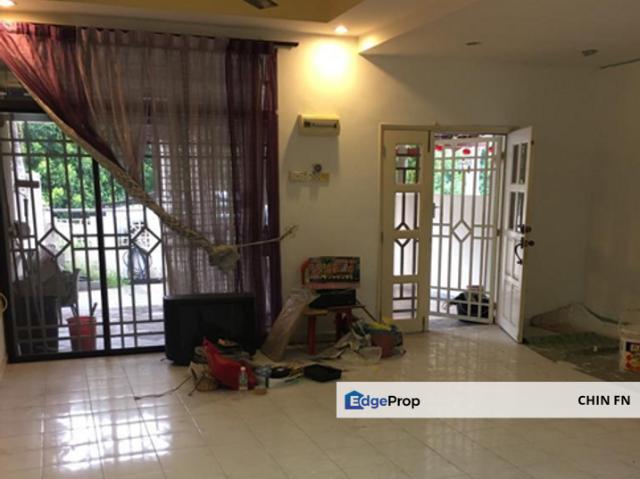 House for sale in Malaka