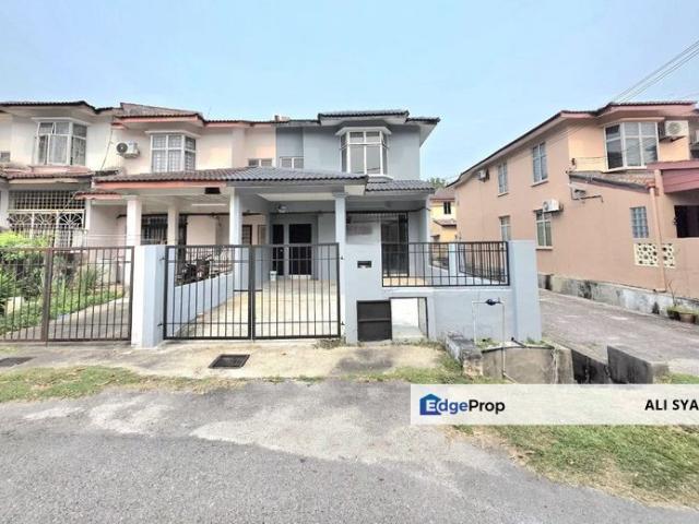 House for sale in Tanjong Sepat, Selangor