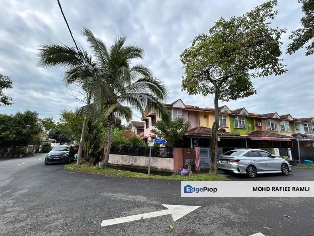 House for sale in Tanjong Sepat, Selangor