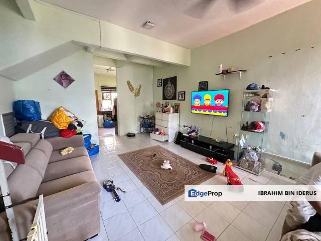 House for sale in Tanjong Sepat, Selangor