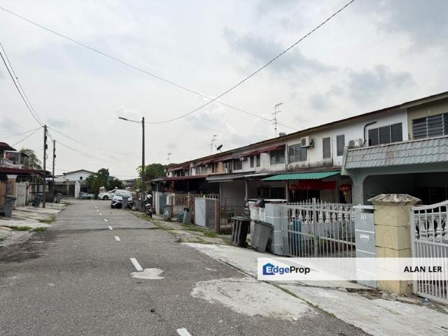 House for sale in Pulai, Bukit Ledang