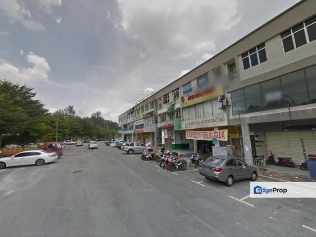 Shop for rent in Kajang, Langat