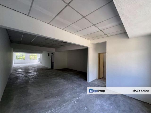 Shop for rent in Kajang, Langat