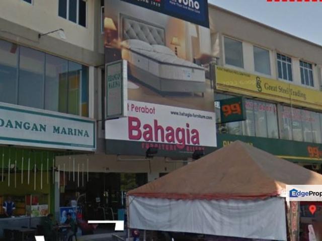 Shop for rent in Kajang, Langat