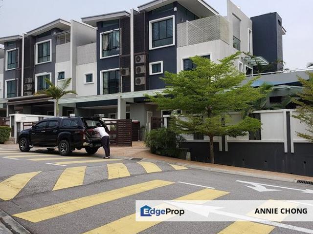 House for sale in Petaling, Subang Jaya