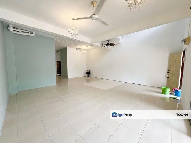House for sale in Petaling, Subang Jaya