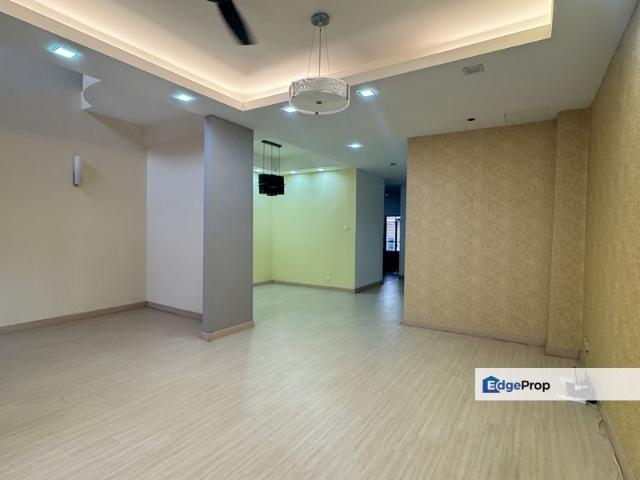House for sale in Petaling, Subang Jaya