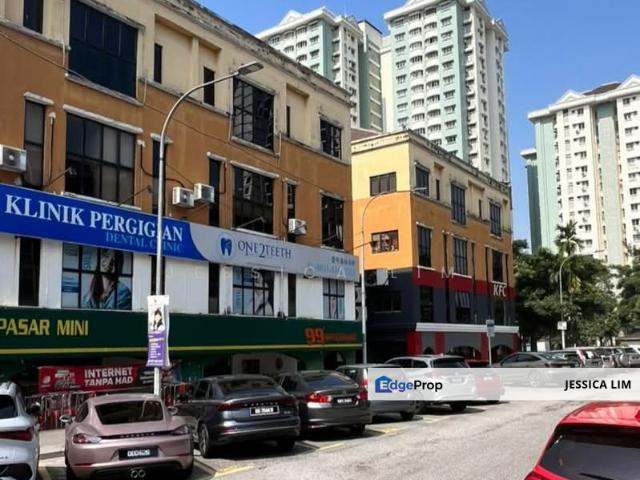 Shop for rent in Country Heights Damansara, Kuala Lumpur
