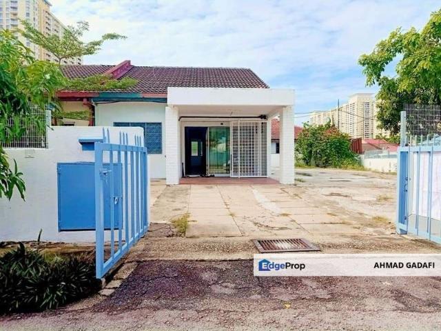 House for sale in Country Heights Damansara, Kuala Lumpur