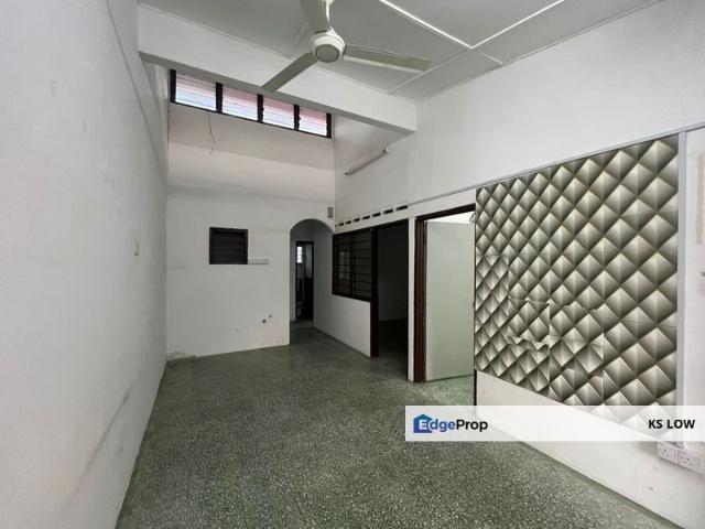 House for sale in Petaling, Damansara Damai