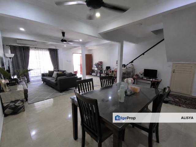 House for sale in Langat, Kuala Lumpur