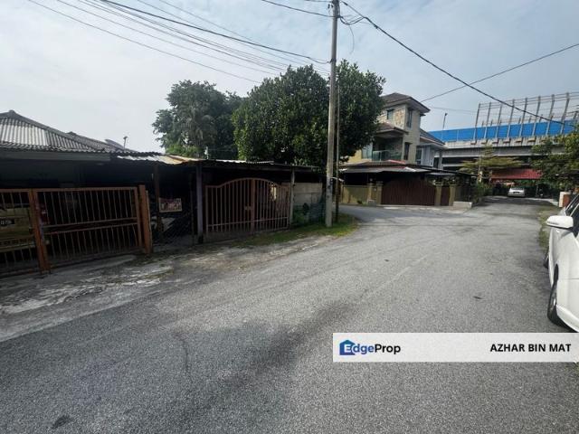 House for sale in Langat, Kuala Lumpur