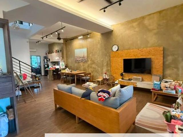 House for sale in Ulu Tiram, Johor