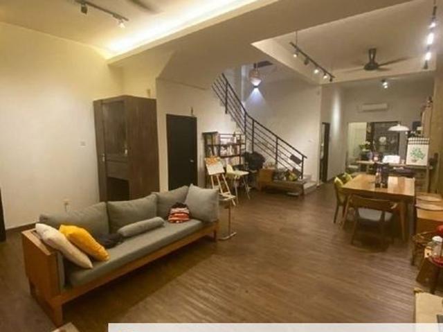 House for sale in Ulu Tiram, Johor