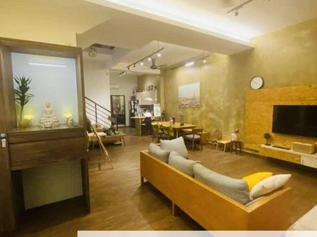 House for sale in Ulu Tiram, Johor