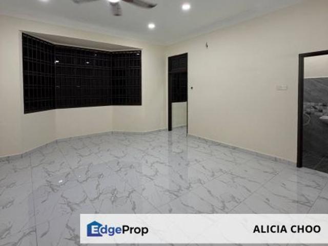 House for sale in Ulu Tiram, Johor