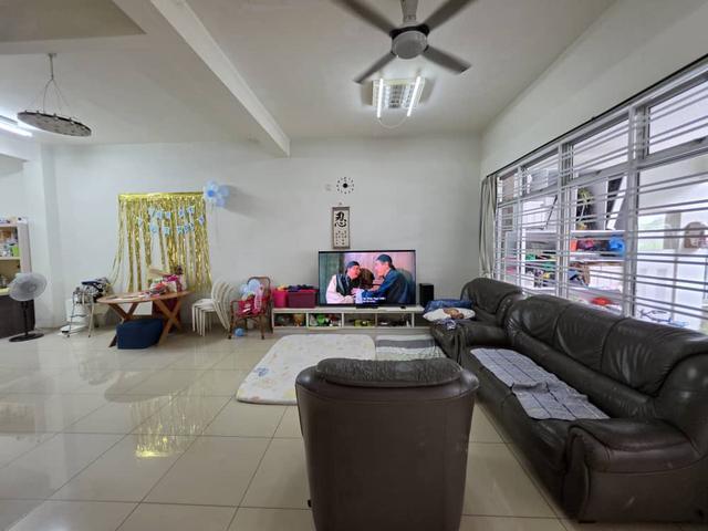 Terraced House for sale in Ulu Tiram, Johor