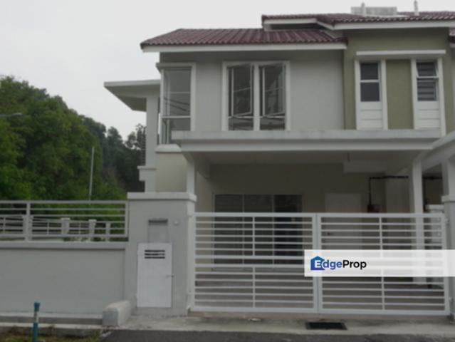 House for sale in Seri Kembangan, Majlis Bandaraya Subang Jaya