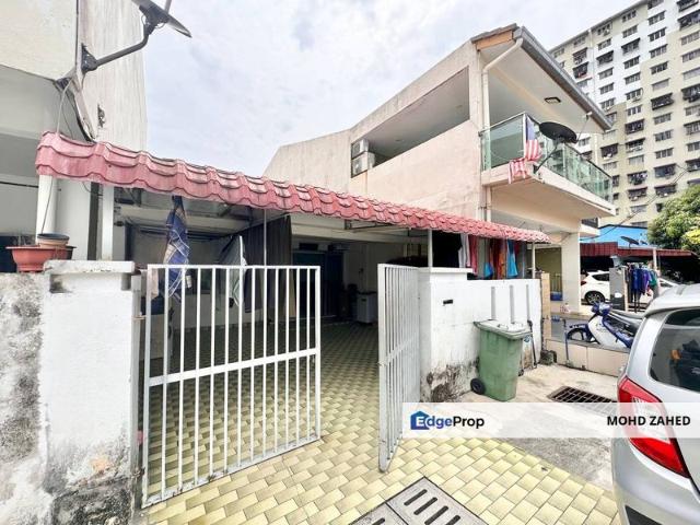 House for sale in PJS 9, Majlis Bandaraya Subang Jaya