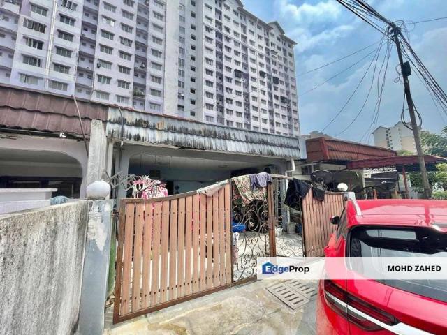 House for sale in Petaling, Subang Jaya