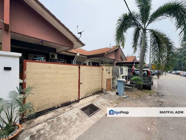 House for sale in Taman TelokBulatan Telok Panglima Garang, Teluk Panglima Garang