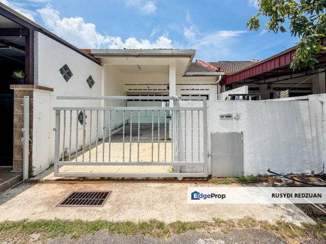 House for sale in Taman TelokBulatan Telok Panglima Garang, Teluk Panglima Garang