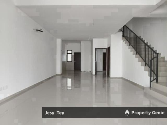 Terraced House for sale in Taman Perjiranan 11, Johor Bahru