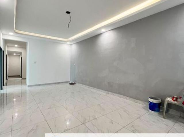 House for sale in Ulu Tiram, Johor