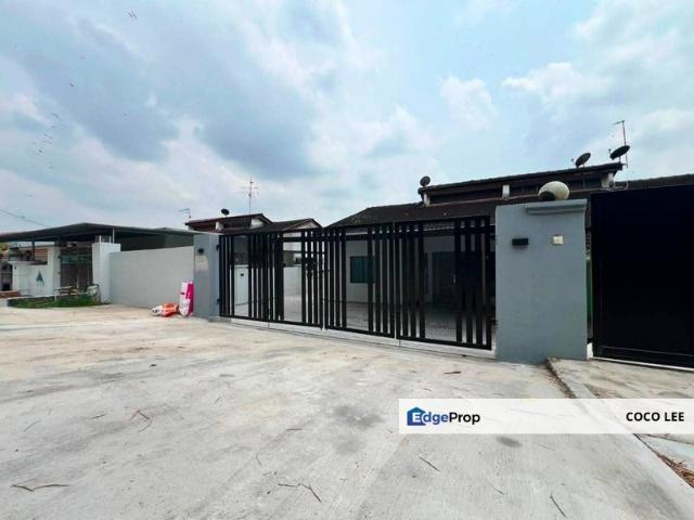 House for sale in Ulu Tiram, Johor