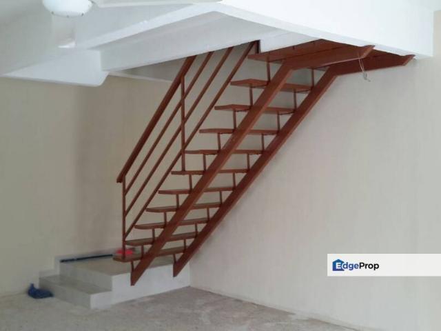 House for rent in Malaka
