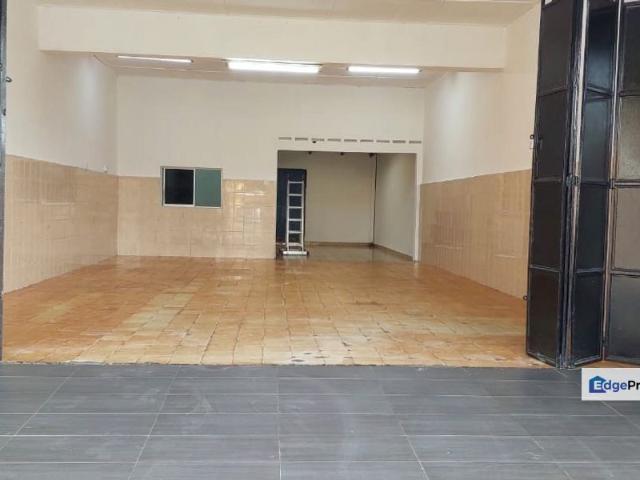 Shop for rent in Bukit Ledang, Johor