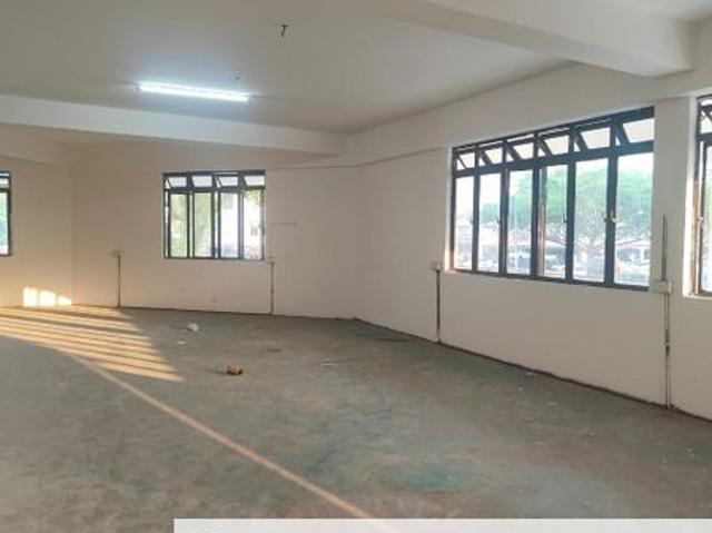 Shop for rent in Bukit Ledang, Johor