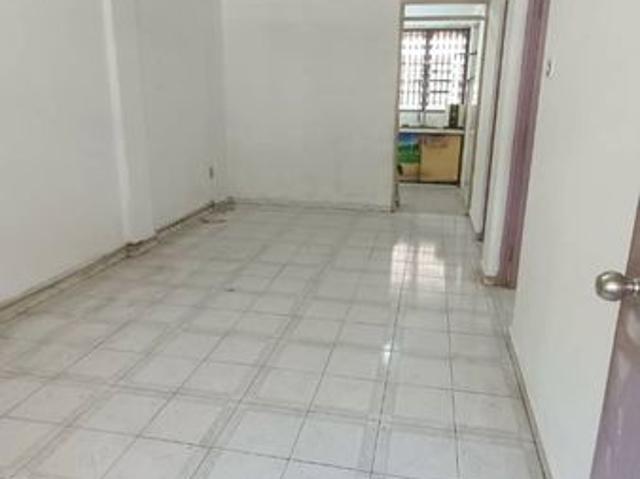 Flat for sale in Tebrau, Johor
