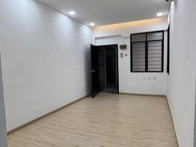 Flat for sale in Tebrau, Johor