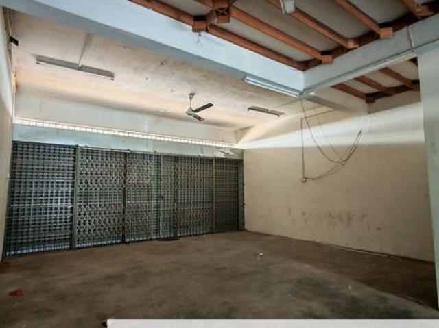 Shop for rent in Kediaman Kakitangan Daerah JKR Johor Bahru, Iskandar Puteri
