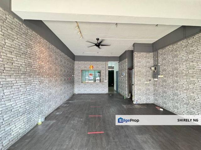 Shop for rent in Bukit Ledang, Johor