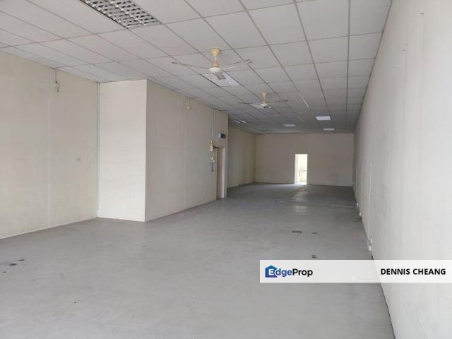 Shop for rent in Bukit Ledang, Johor