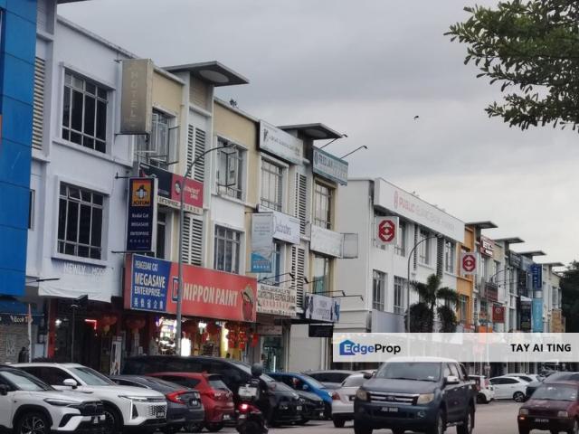 Shop for sale in Bukit Ledang, Johor