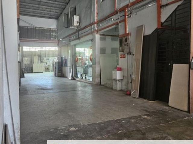 Warehouse for sale in Tebrau, Johor