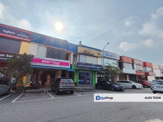 Shop for sale in Bukit Ledang, Johor