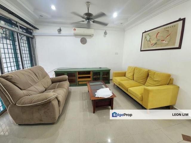 House for sale in Malaka