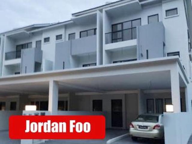 Townhouse for sale in Wellesley, Penang