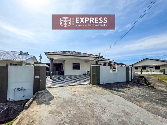 Bungalow for sale in Long Miri