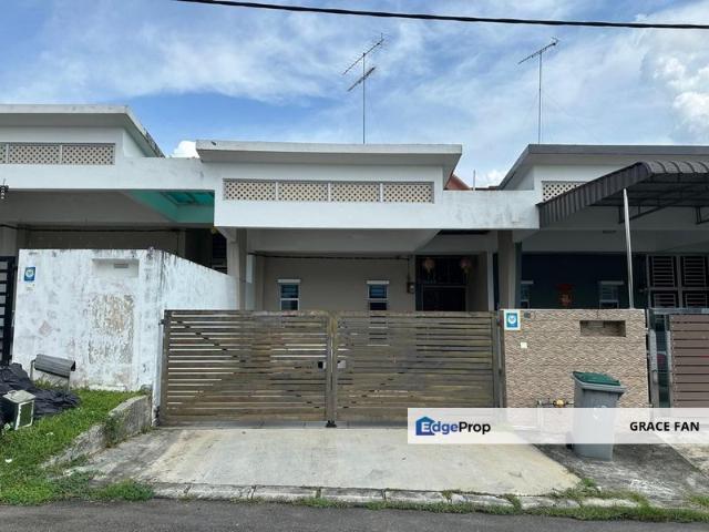 House for sale in Kluang